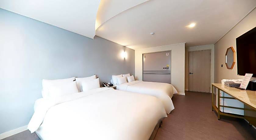 Brighten Hotel 