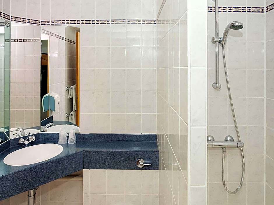 ibis Cardiff Gate - International Business Park