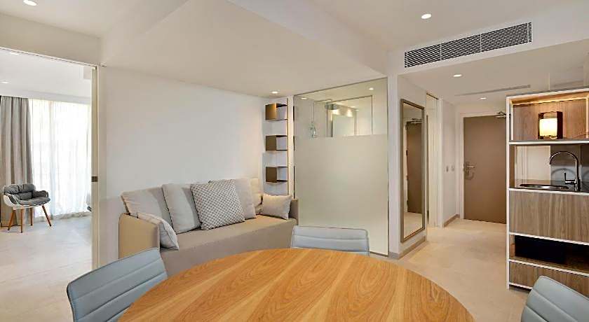 Innside Calvià Beach