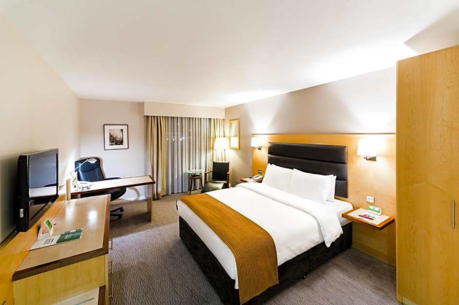 Holiday Inn London Brentford Lock By IHG