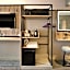 Premier Inn London Heathrow Airport T2 & T3 - Bath Road