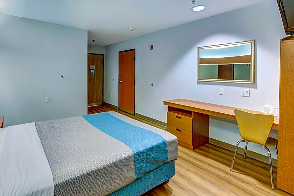 Motel 6 Sutherlin, OR - I-5