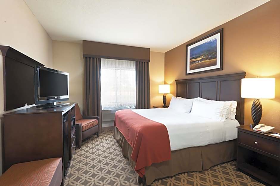 Holiday Inn Express Show Low By IHG