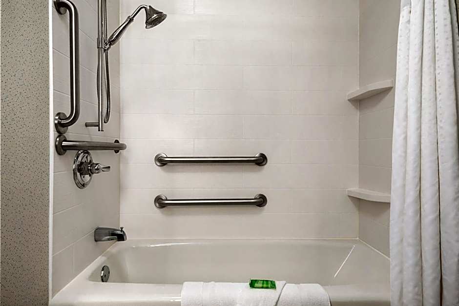 Holiday Inn Express Hotel & Suites McAlester By IHG