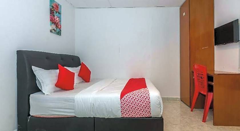 Hotel O Azimaju Guesthouse