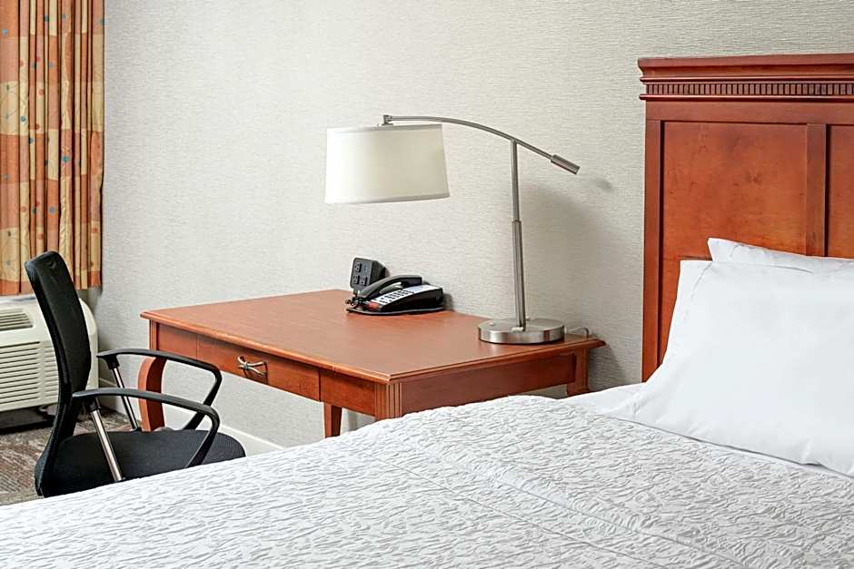 Hampton Inn By Hilton Oak Ridge Knoxville