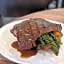 Holiday Inn Portland - Columbia Riverfront by IHG
