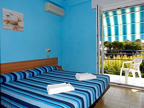 Comfort Quadruple Room