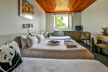 Family Room with Private Bathroom