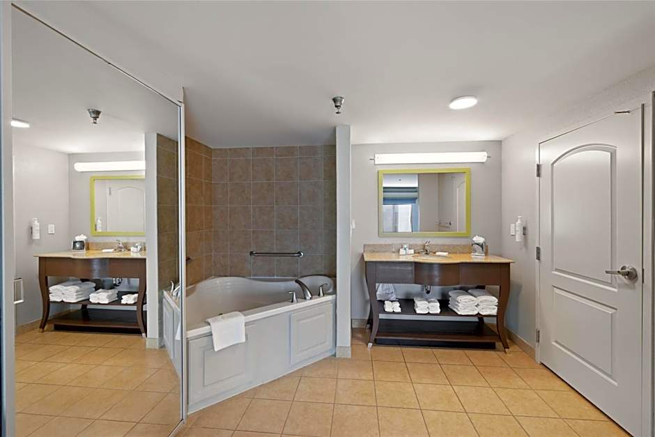 Hampton Inn By Hilton And Suites Madera