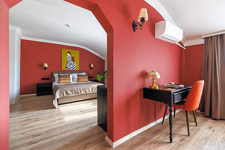 Lill Maison Hotel & City Club