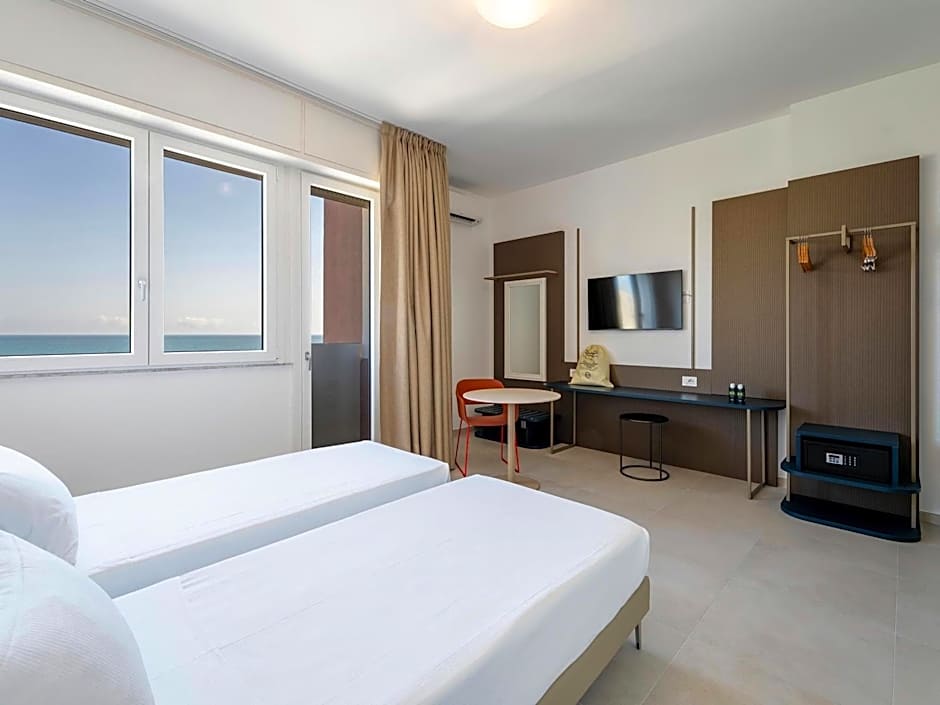 B&B HOTEL Pesaro Des Bains