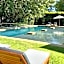 La Paris Estate