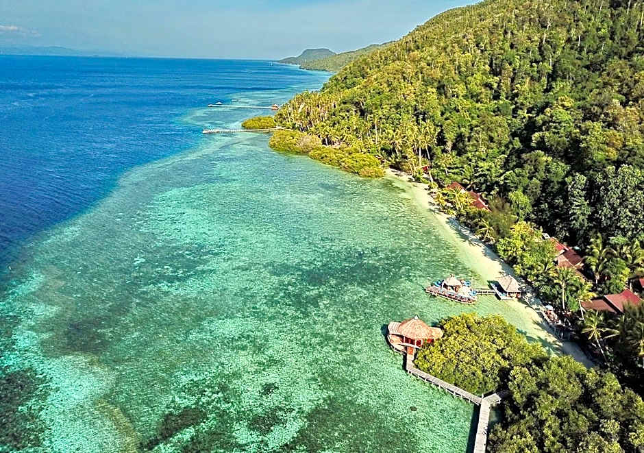 Raja Ampat Dive Lodge