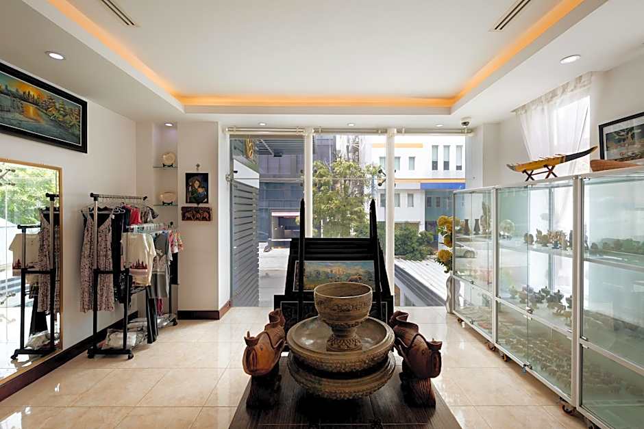 Phnom Penh Katari Hotel