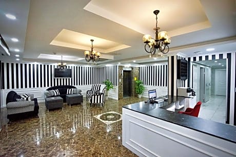 Cnr Inci Hotel