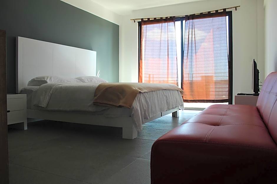 Studio 30 Condhotel by Nah Hotels