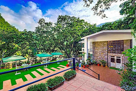 Summit By The Ganges Beach Resort & Spa