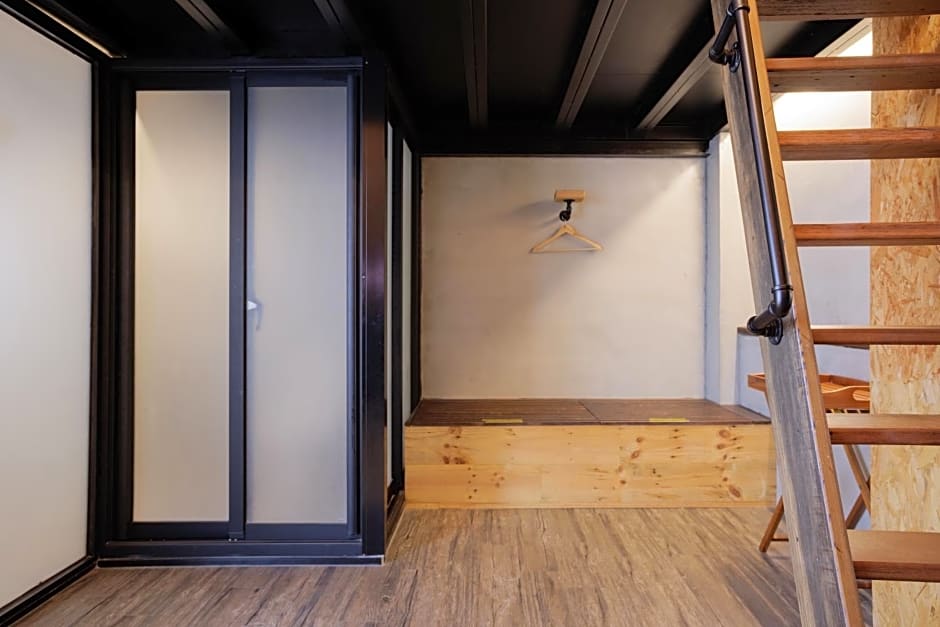 赤樓古巷民宿 6-12人可包棟