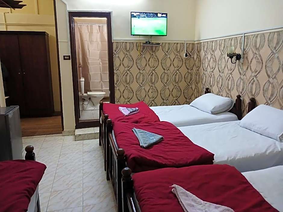 New Palace Hotel