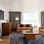 La Quinta Inn & Suites by Wyndham San Luis Obispo Downtown