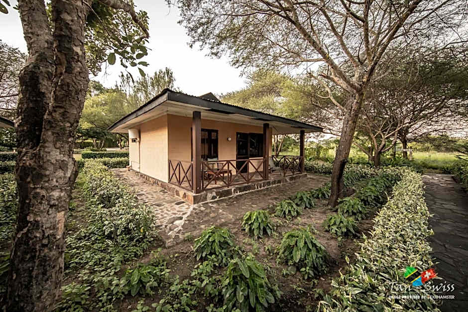 Tan-Swiss Lodge