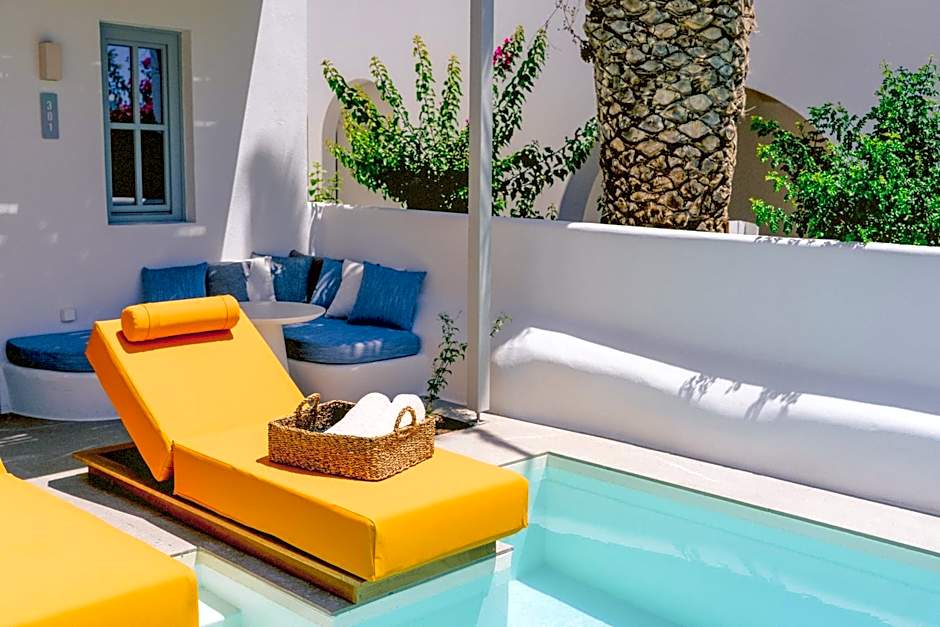 Mr and Mrs White Paros Suites & More