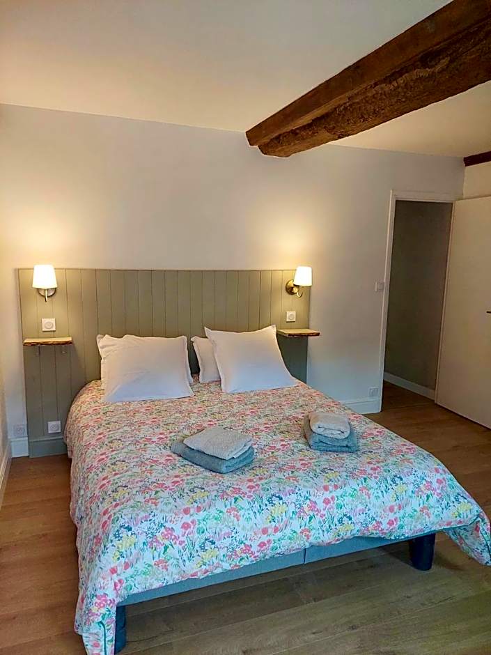 Les chambres d'Omaha Beach Etablissement avec deux chambres d'hôtes, petit-déjeuner compris fait-maison et produits locaux