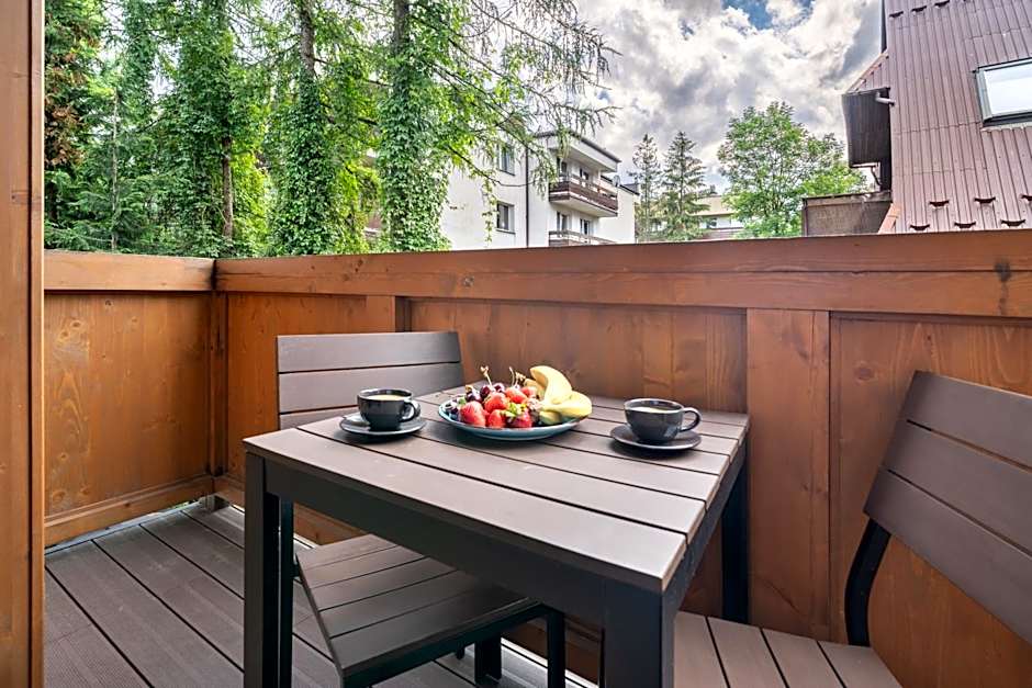 WILLA JAROSTA & SPA, AC -free parking