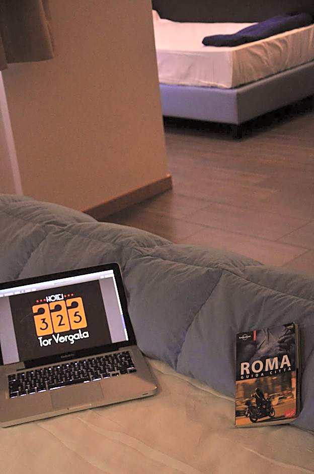 Hotel 325 Tor Vergata