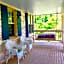CHANTILLY LACE COUNTRY INN - BED AND BREAKFAST - ADULT ONLY