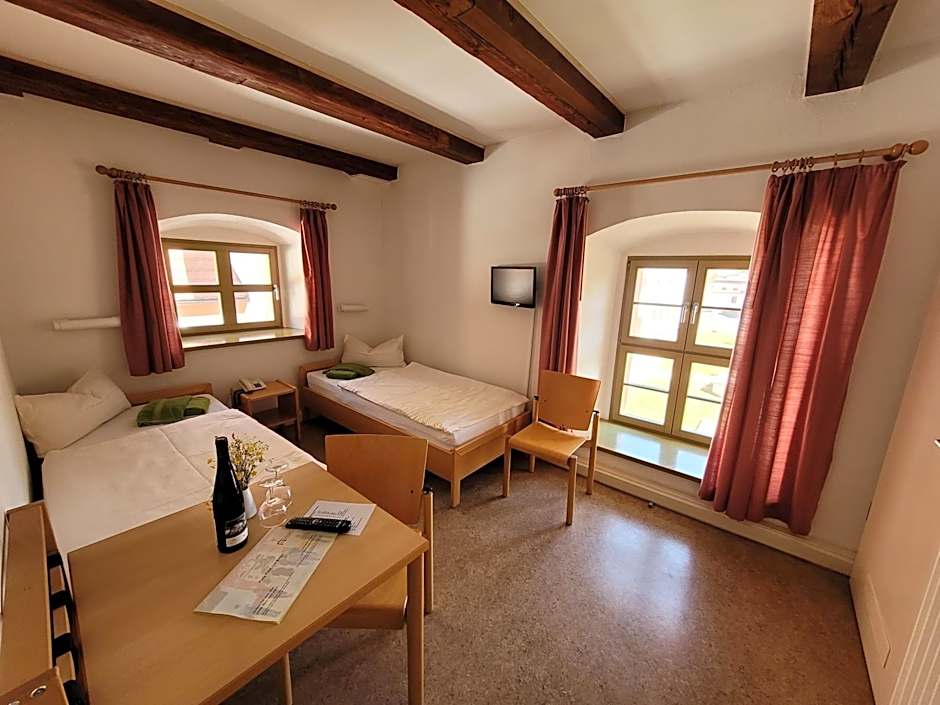 Gästehäuser St. Marienthal