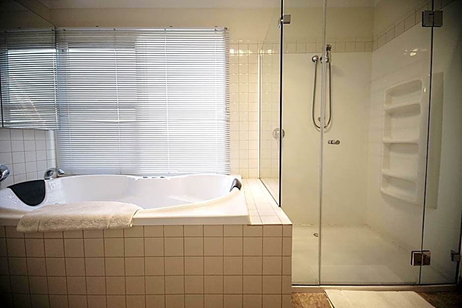 Rayville Boat Houses