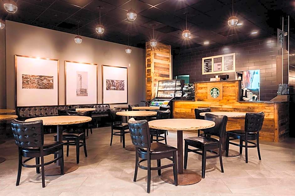 Delta Hotels by Marriott Fargo