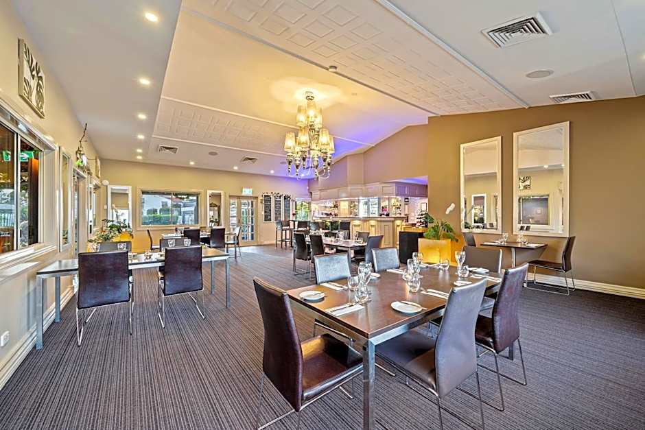 Ambassador On Ruthven