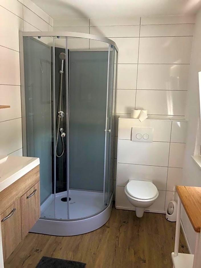 ZUM BAHNHÖFLE Restaurant & Hotel - Albbruck Am Rhein