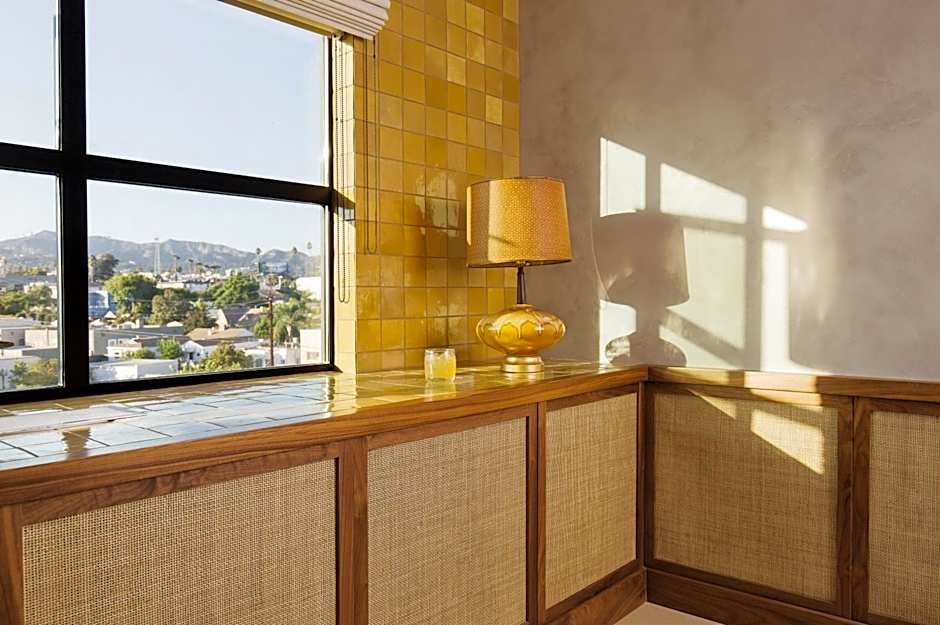 Silver Lake Pool & Inn