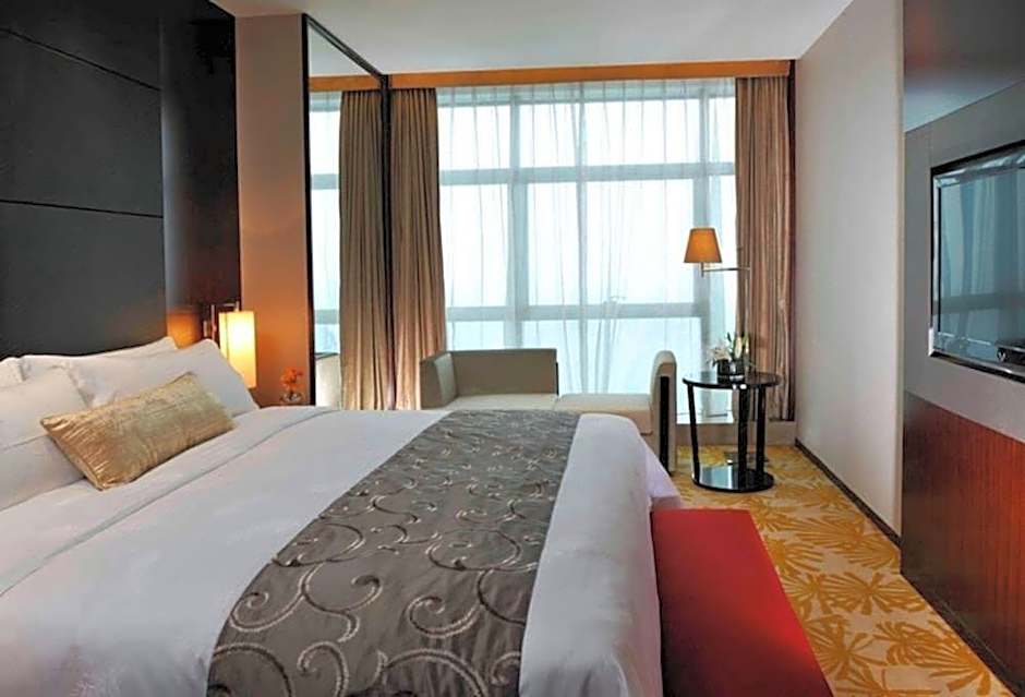 V Hotel