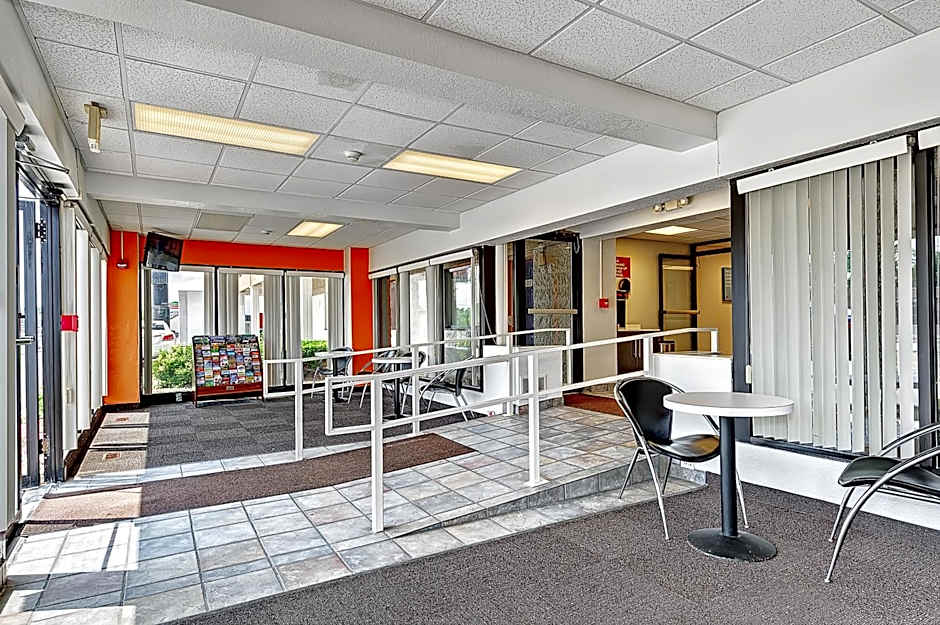 Motel 6-Villa Park, IL - Chicago West