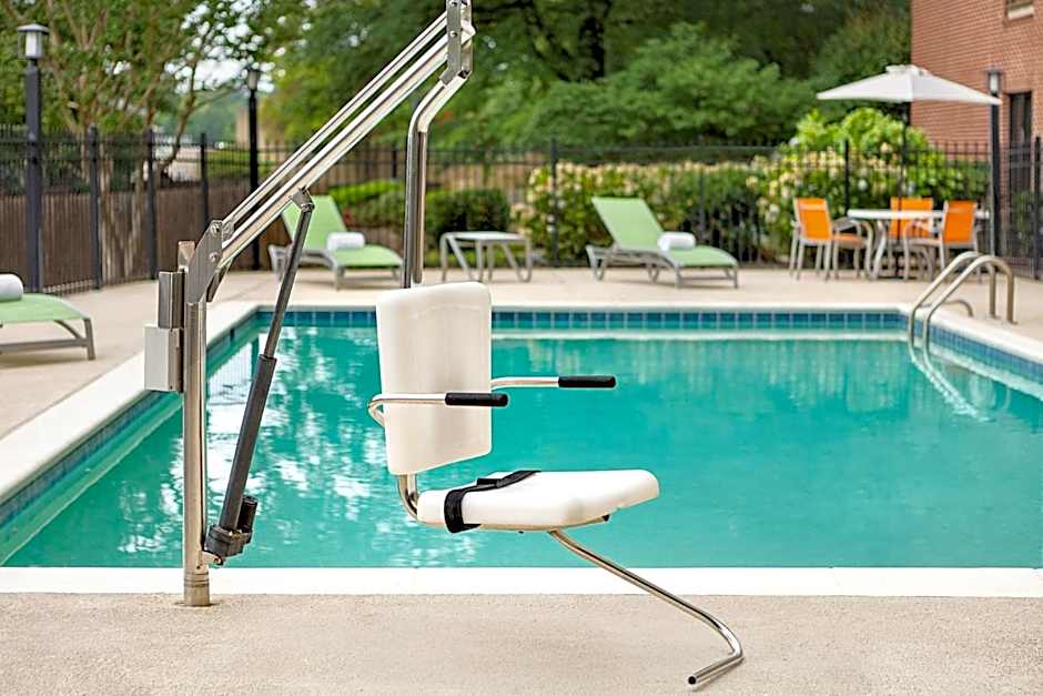 Holiday Inn Express & Suites Greenville-Downtown by IHG