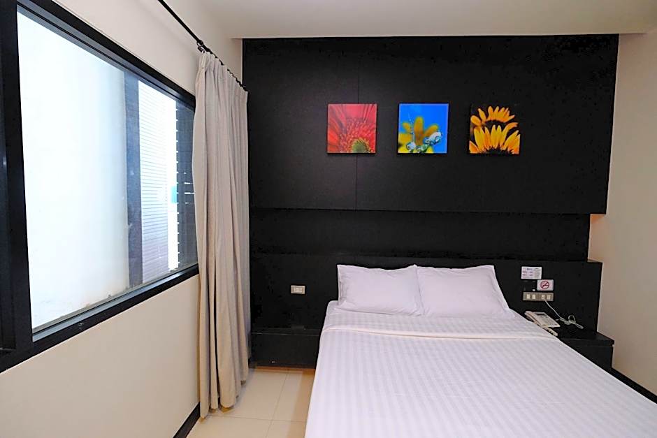 U Style Hotel