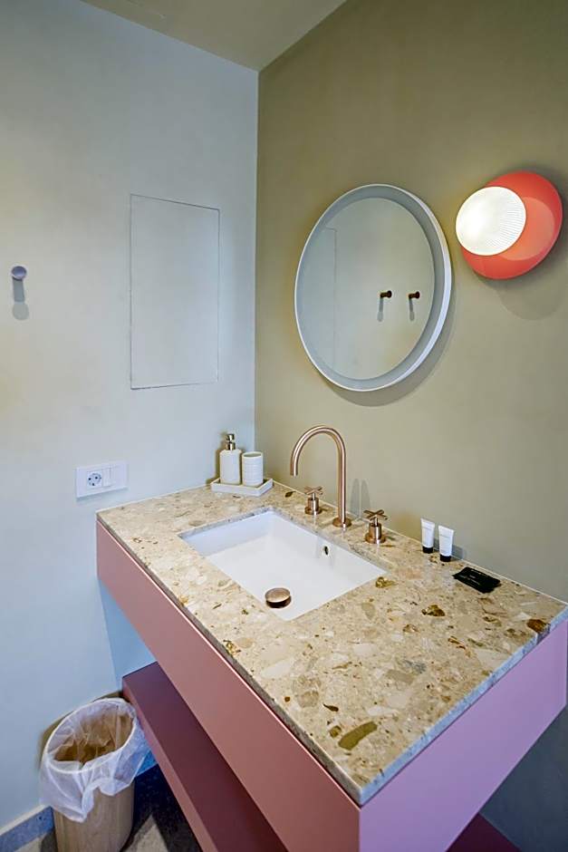 Rose Club Apartments