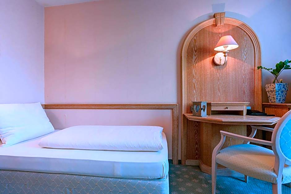 Centro Hotel Stern, Trademark Collection by Wyndham