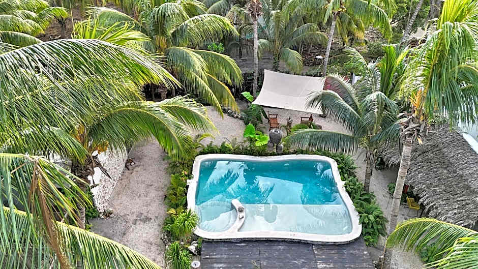 Maria Bonita Hotel & Restaurant El Cuyo by Spot Rentals