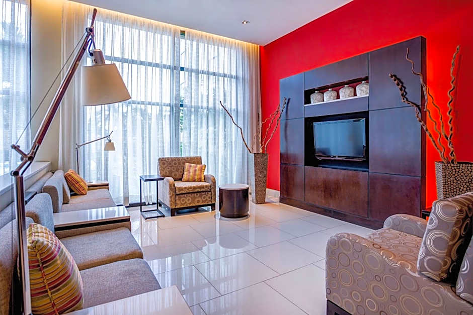 Courtyard by Marriott Panama Metromall