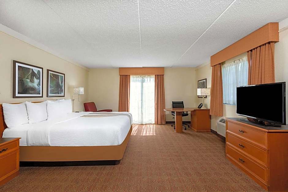 La Quinta East Deerfield Beach - Boca Raton