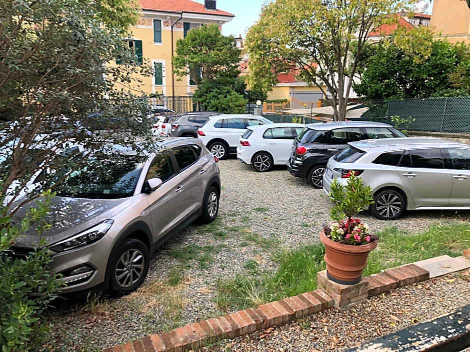 MH HOTEL VARAZZE