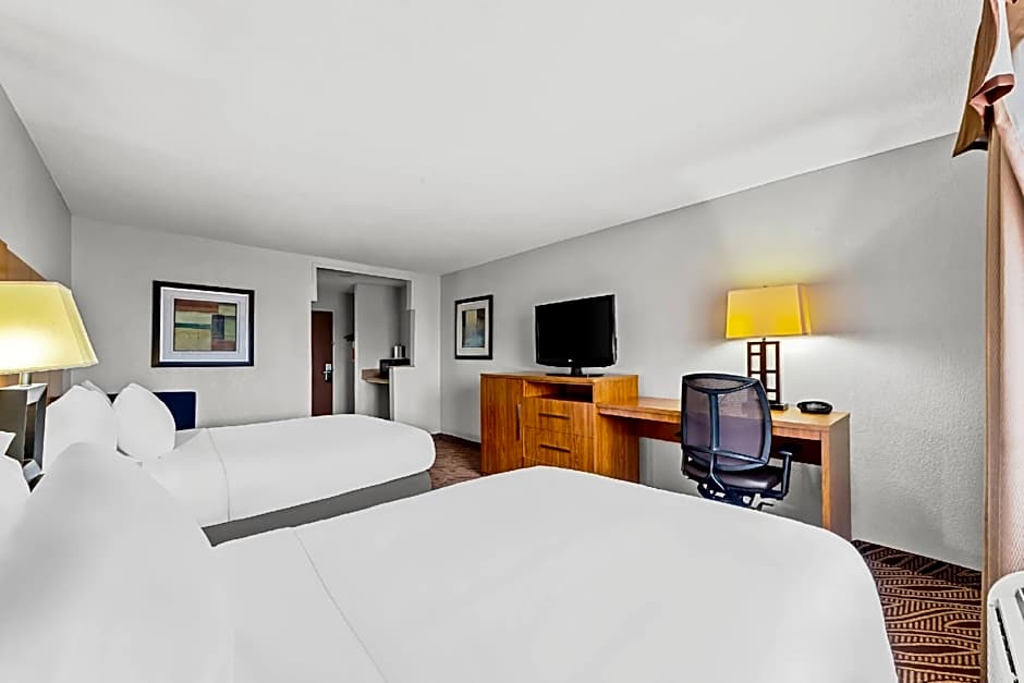 Photo 1 of 4 of 2 Double Beds
