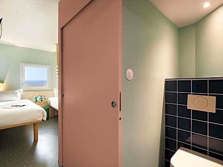 POP Triple Room with Two Single and One Bunk Bed