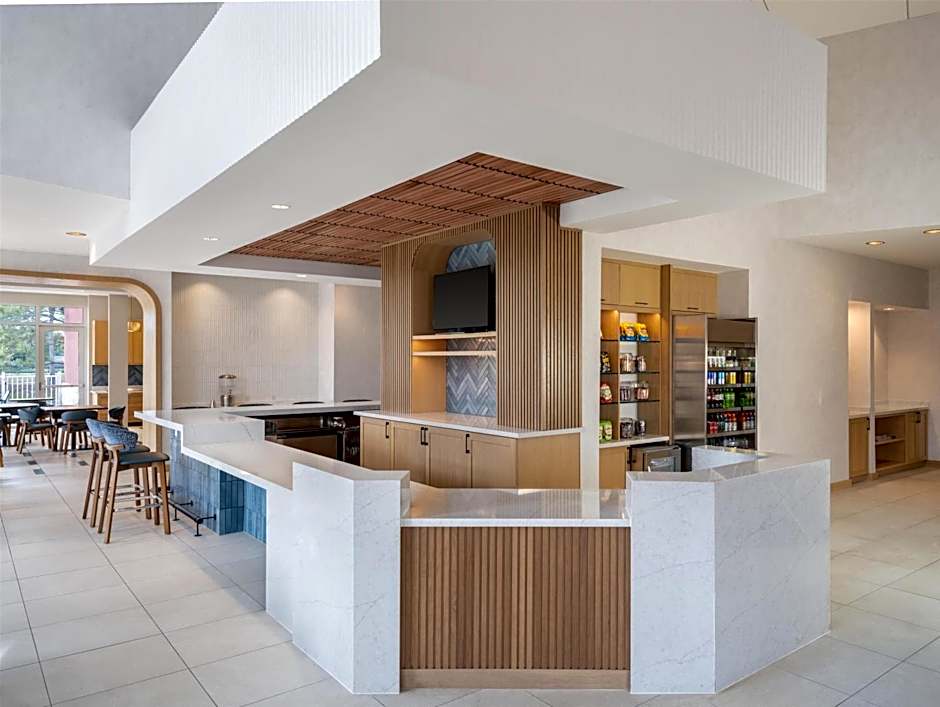 Hyatt Place Fort Myers Estero